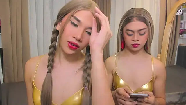 MaxCollins online show from 11/26/25, 07:48