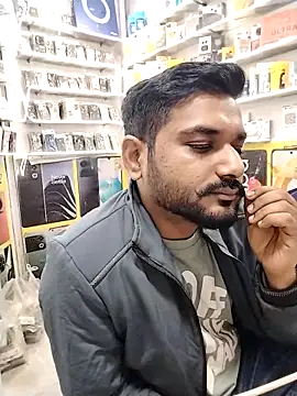 avi007p online show from 12/16/25, 01:05