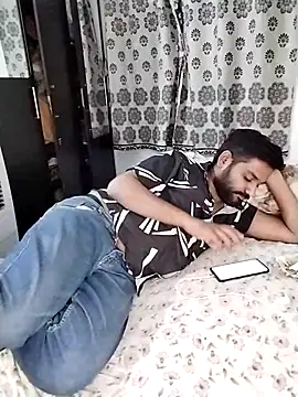 avi007p online show from 03/10/26, 06:35