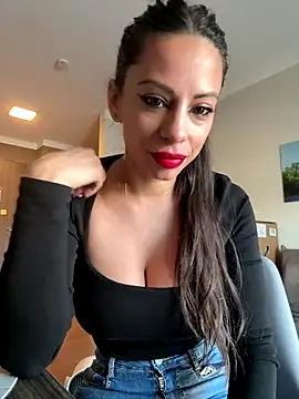 Snapshot of Teparolaverga1990 chatting on 01/07/26, 10:51 Teparolaverga1990 online show from 01/07/26, 10:51