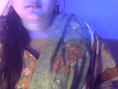 Snapshot of Saniya_K chatting on 09/16/25, 03:35 Saniya K online show from 09/16/25, 03:35
