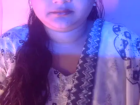 Snapshot of Saniya_K chatting on 09/17/25, 02:41 Saniya K online show from 09/17/25, 02:41
