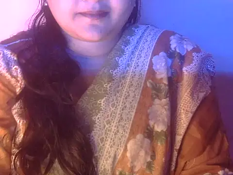 Snapshot of Saniya_K chatting on 09/18/25, 04:53 Saniya K online show from 09/18/25, 04:53