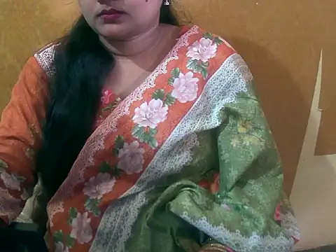 Snapshot of Saniya_K chatting on 09/24/25, 06:39 Saniya K online show from 09/24/25, 06:39