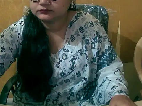 Snapshot of Saniya_K chatting on 09/26/25, 05:00 Saniya K online show from 09/26/25, 05:00
