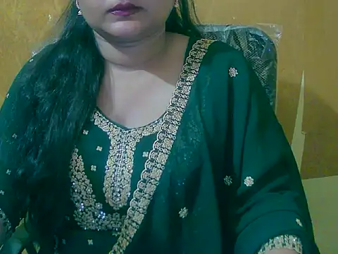 Snapshot of Saniya_K chatting on 10/03/25, 04:15 Saniya K online show from 10/03/25, 04:15