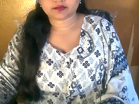 Snapshot of Saniya_K chatting on 10/12/25, 07:40 Saniya K online show from 10/12/25, 07:40