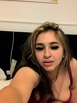 Snapshot of BrunetteBrat-xo chatting on 10/23/25, 09:46 BrunetteBrat-xo online show from 10/23/25, 09:46