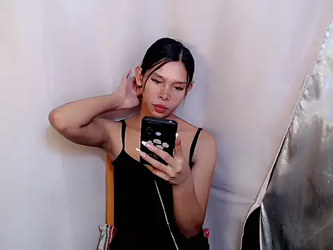 Snapshot of slutty_whore_anne chatting on 12/20/25, 09:11 slutty whore anne online show from 12/20/25, 09:11