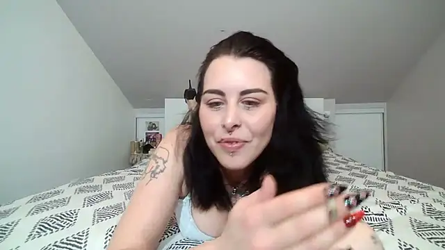 LadyNocturne online show from 01/15/26, 04:33