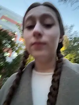 FroggyAnna online show from 10/13/25, 03:12