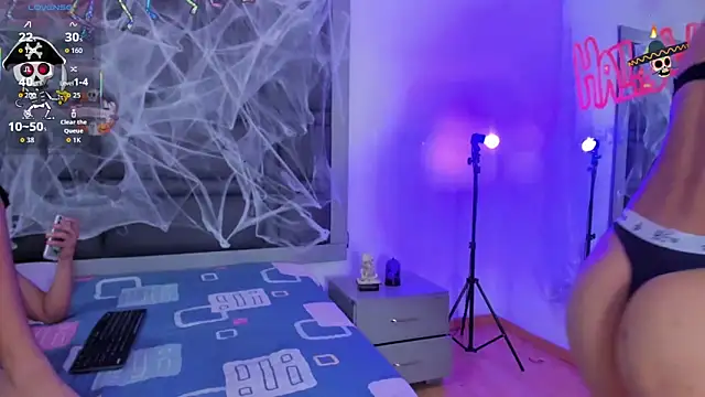 Aliss Aron online show from 10/22/25, 11:54