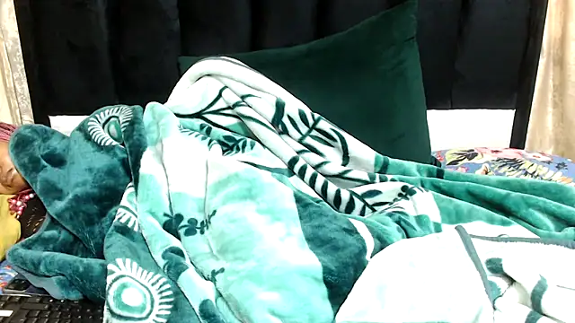 Hotsexyberry21 online show from 11/03/25, 08:15