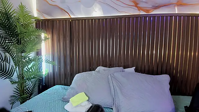 Roxie-NS online show from 02/21/26, 11:44