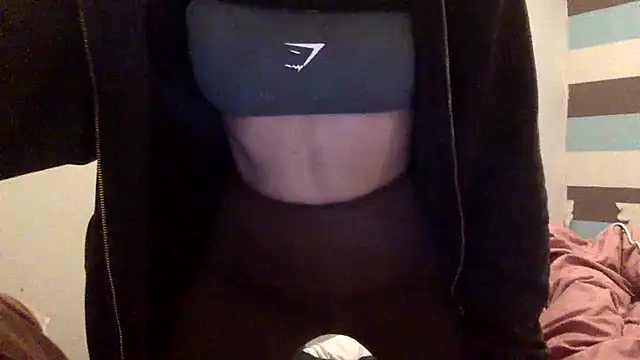 Snapshot of Bellababexox_ chatting on 10/04/25, 05:05 Bellababexox online show from 10/04/25, 05:05