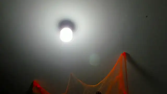 Rihanna hotx online show from 10/10/25, 03:16