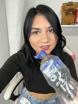 Snapshot of sofi_sweet_7 chatting on 06/30/26, 07:59 sofi sweet 7 online show from 06/30/26, 07:59