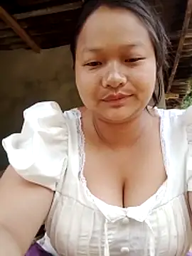 girl-babi online show from 05/15/26, 11:23