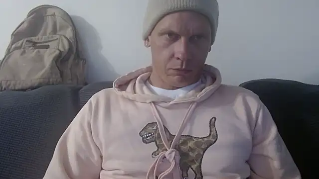 Snapshot of whoadiestreams chatting on 11/10/25, 10:31 whoadiestreams online show from 11/10/25, 10:31