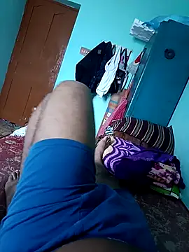 Snapshot of maddy3108 chatting on 01/08/26, 04:48 maddy3108 online show from 01/08/26, 04:48