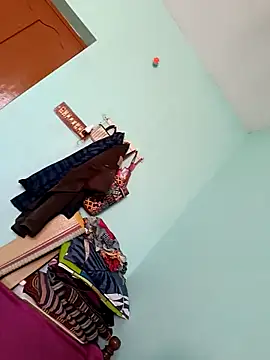 Snapshot of maddy3108 chatting on 03/25/26, 07:58 maddy3108 online show from 03/25/26, 07:58