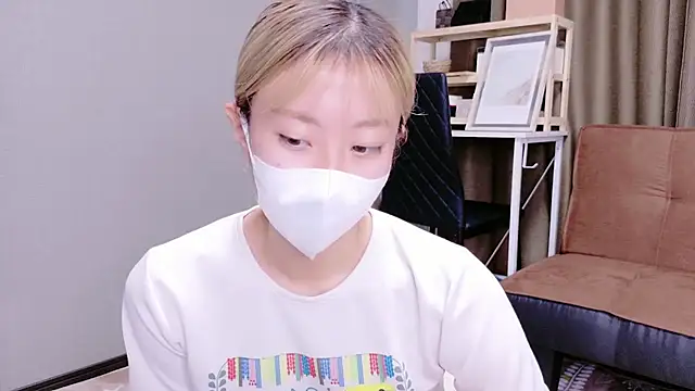 Snapshot of Nana__ch chatting on 10/10/25, 03:49 Nana  ch online show from 10/10/25, 03:49