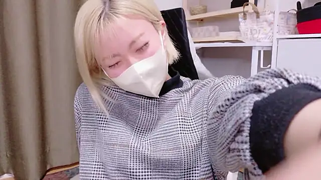 Snapshot of Nana__ch chatting on 03/03/26, 12:11 Nana ch online show from 03/03/26, 12:11