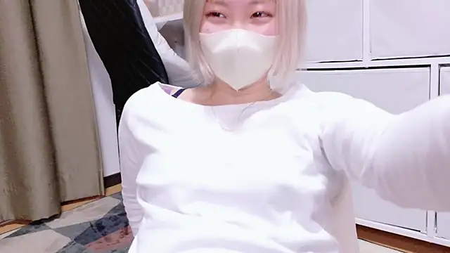 Snapshot of Nana__ch chatting on 03/21/26, 06:33 Nana ch online show from 03/21/26, 06:33