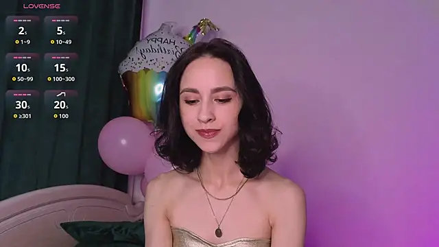 Snapshot of MiaSweetasHoney chatting on 10/17/25, 06:38 MiaSweetasHoney online show from 10/17/25, 06:38