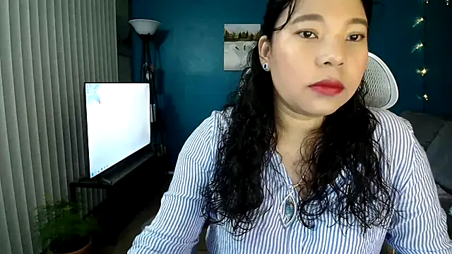 SHEILYN  online show from 05/13/26, 05:38