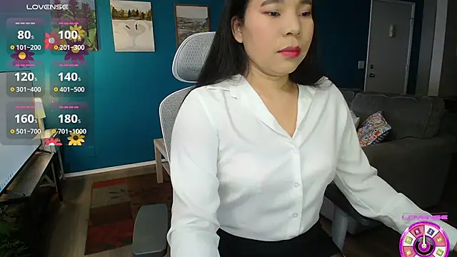 SHEILYN  online show from 06/03/26, 04:37