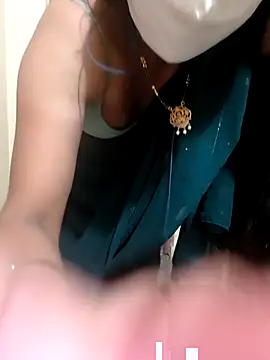 Snapshot of taratelugu chatting on 10/04/25, 07:39 taratelugu online show from 10/04/25, 07:39