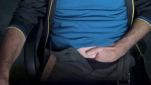 velikifant7 online show from 01/12/26, 05:12