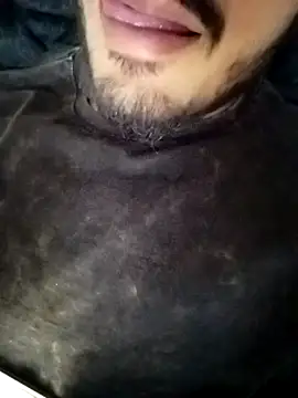 Snapshot of Hotyy_subhu chatting on 10/18/25, 03:46 Hotyy subhu online show from 10/18/25, 03:46