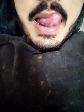 Snapshot of Hotyy_subhu chatting on 10/22/25, 06:24 Hotyy subhu online show from 10/22/25, 06:24