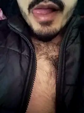 Hotyy subhu online show from 12/18/25, 03:18