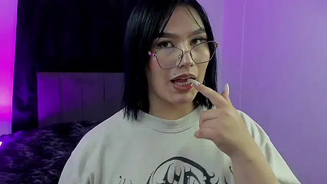 Candy Velvet online show from 03/18/26, 10:35