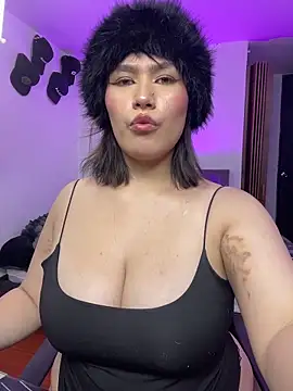 Candy Velvet online show from 05/14/26, 12:39