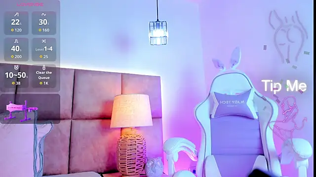 Snapshot of KatheMiler chatting on 09/10/25, 01:38 KatheMiler online show from 09/10/25, 01:38