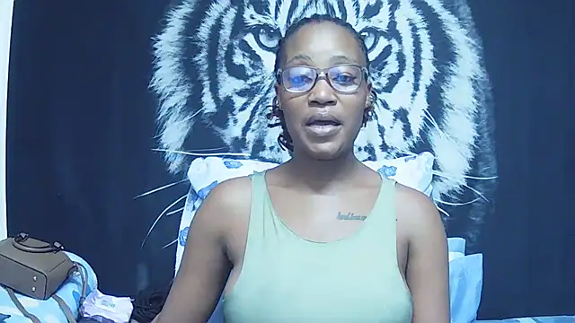 SweetPortableAmber online show from 03/05/26, 02:46