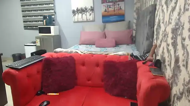 Snapshot of SweetPortableAmber chatting on 05/27/26, 02:47 SweetPortableAmber online show from 05/27/26, 02:47