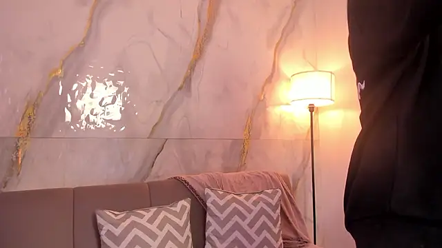 Tiffany Nm online show from 02/11/26, 07:41