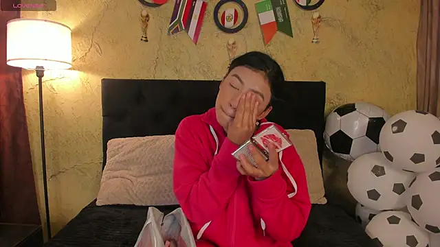 Tiffany Nm online show from 06/19/26, 02:32