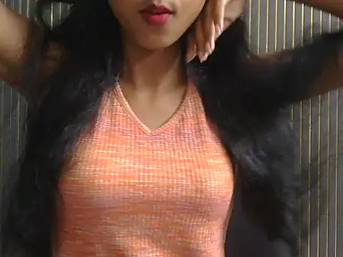 Snapshot of Exotic_Shikha chatting on 06/05/26, 05:18 Exotic Shikha online show from 06/05/26, 05:18