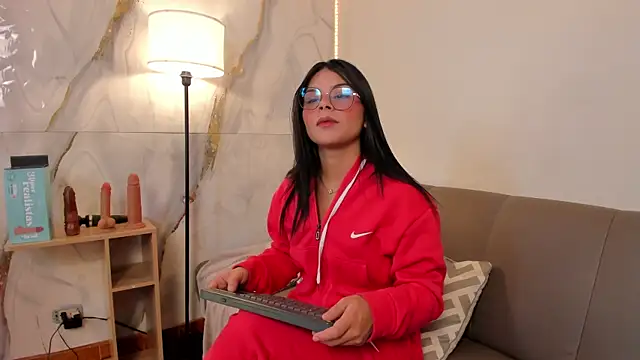 Jade Nmm online show from 05/12/26, 02:03