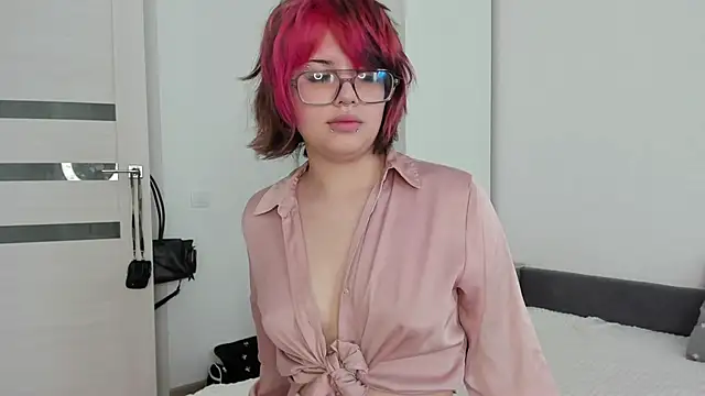 VerniceEngelking online show from 06/23/26, 06:22