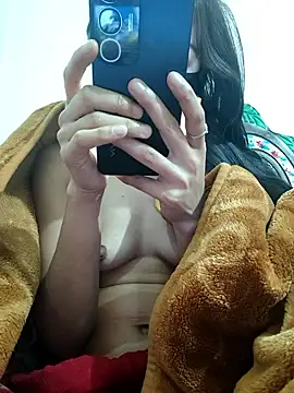 Snapshot of maya-Couple19 chatting on 01/09/26, 06:49 maya-Couple19 online show from 01/09/26, 06:49