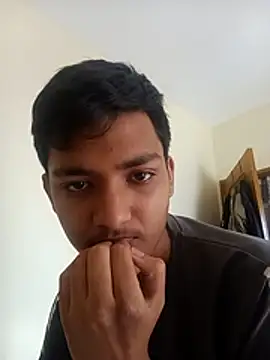 Snapshot of WrinkledTriops chatting on 04/04/26, 04:22 WrinkledTriops online show from 04/04/26, 04:22