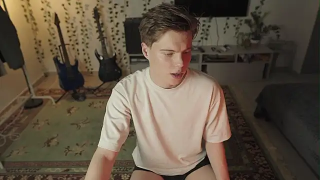 RusBradPitt online show from 02/06/26, 03:37