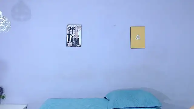 onixandghosty1 online show from 10/25/25, 07:08